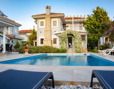 Villa Adil